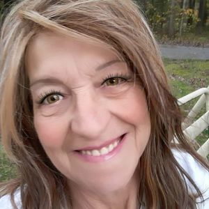 Meet your Posher, Marlene j